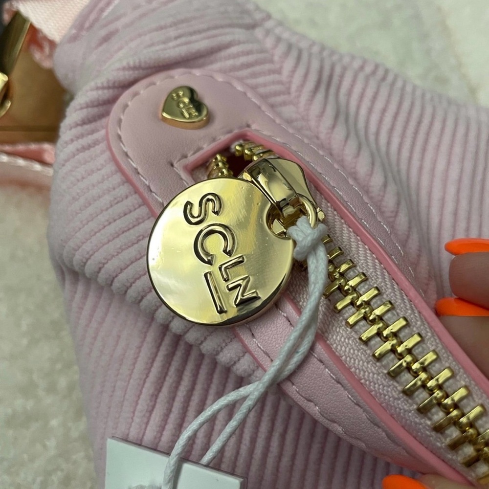 Stoney Clover Lane Ribbed Light Pink Jumbo Fanny Pack - Picture 4 of 4